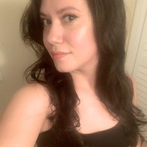 Meet your Posher, Savannah